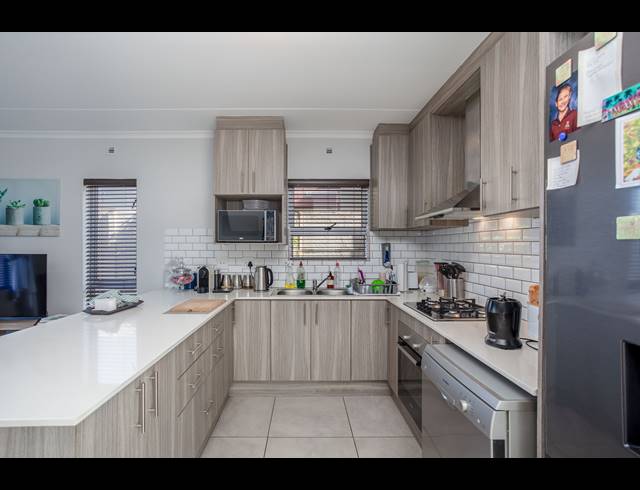 3 BEDROOM HOUSE RENTED IN BUH REIN ESTATE